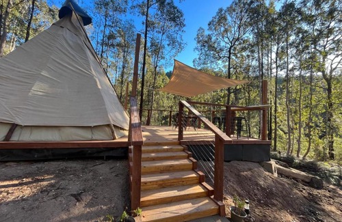 Putty Other | Cosy Teepee to reconnect with Nature!