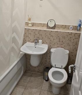 Bolton Apartment | Cosy three bedroom spacious house with parking and Wi-Fi for 7guests