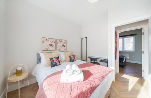 Tooting Apartment | Cosy Tooting Retreat: 2-Bed Gem
