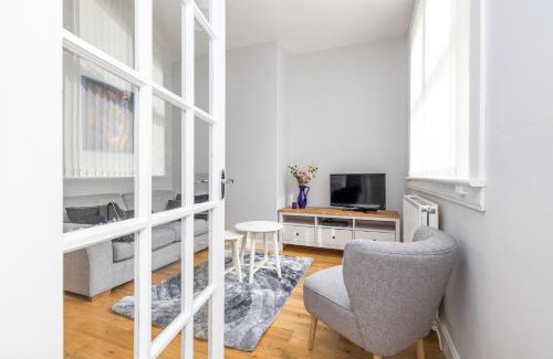 Peebles Apartment | Cosy town centre cottage