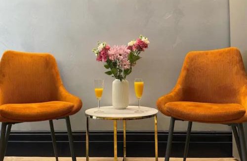 Kemptown Apartment | Cosy Townhouse by Brighton Pier & Seafront-St James