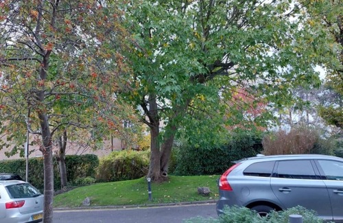 Fairfield House | Cosy two bedroom bedroom apartment with free parking and free wifi