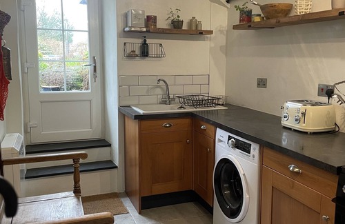 Rhiwbryfdir Cottage | Cosy welsh cottage in the heart of Snowdonia National Park