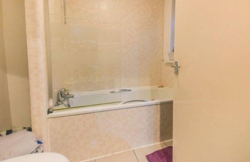 Widnes House | Cosy Widnes Family Home