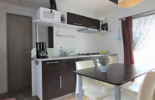 Roquebrune-sur-Argens Ski Chalet | Cotes d'Azur - 6p Campsitechalet - France - Beach