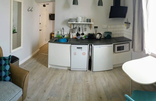 Stroud Apartment | Cotswold Aparthotel