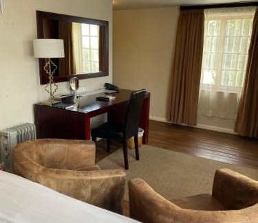 Milnerton House | Cotswold House