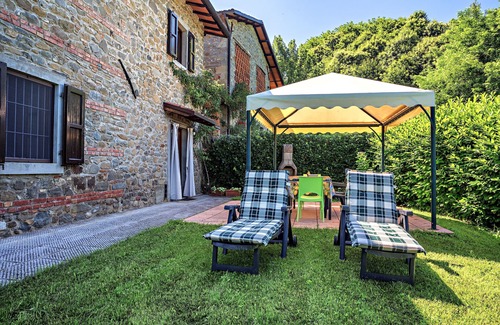 Castelnuovo di Garfagnana House | Cottage House "Il Palazzetto" - Country villa with jacuzzi