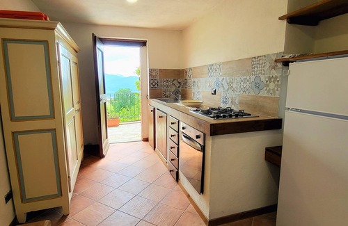 Castelnuovo di Garfagnana Villa | Cottage and house, private pool, hot tub, stunning views. WIFI. Ideal for groups