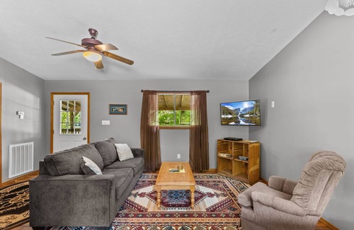 Mountain Home Cabin | Cottage 1 at Rim Shoals