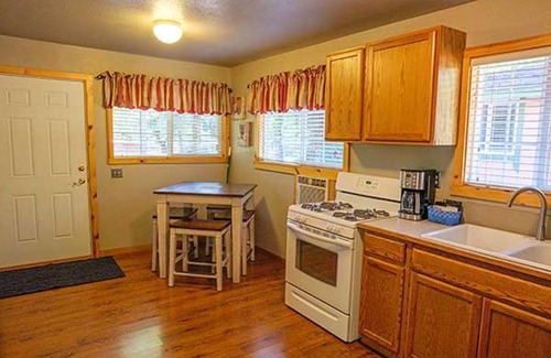 Somes Bar Cottage | cottage 1.
