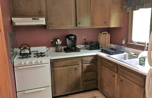 Moultonborough Cottage | Cottage 16 - 3 BR with large sandy beach and use of small boats