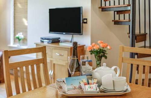 Little Petherick Cottage | Cottage ∙ 2 bedrooms ∙ 4 guests