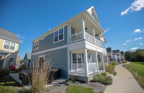 Ottawa Cottage | Cottage ∙ 2 bedrooms ∙ 10 guests