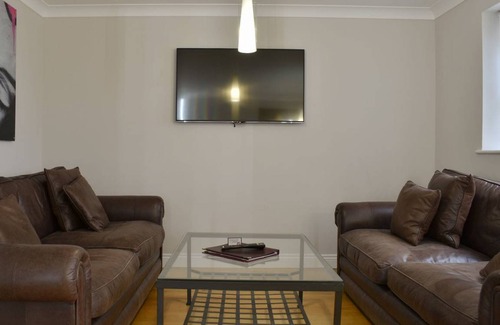 Norton Sub Hamdon Cottage | Cottage ∙ 2 bedrooms ∙ 5 guests