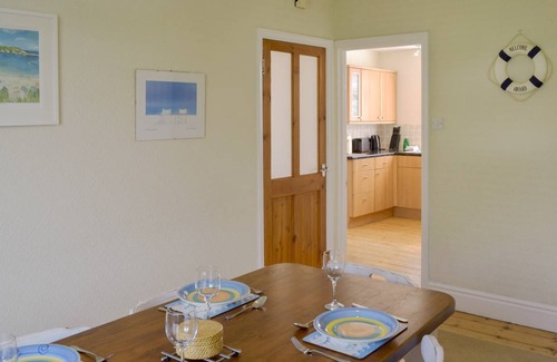 Stratton Cottage | Cottage ∙ 2 bedrooms ∙ 4 guests