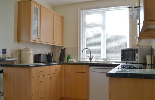 Stratton Cottage | Cottage ∙ 2 bedrooms ∙ 4 guests
