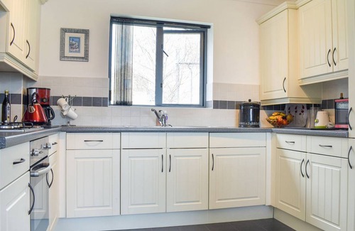 Charlestown Cottage | Cottage ∙ 2 bedrooms ∙ 4 guests