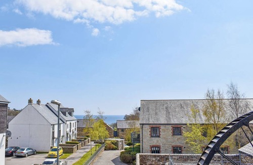 Charlestown Cottage | Cottage ∙ 2 bedrooms ∙ 4 guests