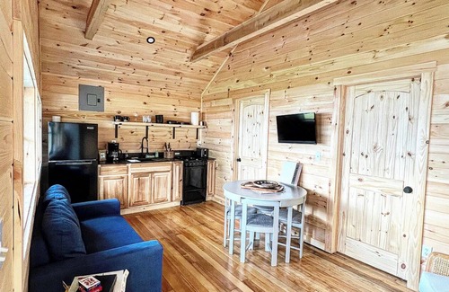 Rockwood Ski Chalet | Cottage 2: Kineo View