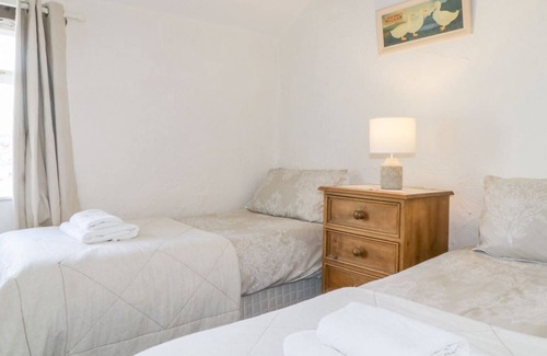 Braithwaite Cottage | COTTAGE 2, pet friendly, with a garden in Braithwaite
