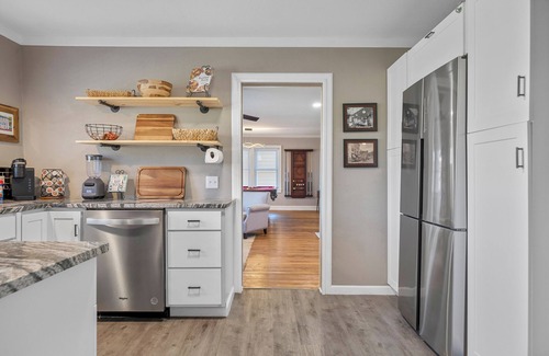 Hot Springs Cottage | Cottage 300 yards to Oaklawn Casino!nn