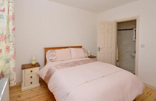 Clifden House | Cottage 311 - Clifden