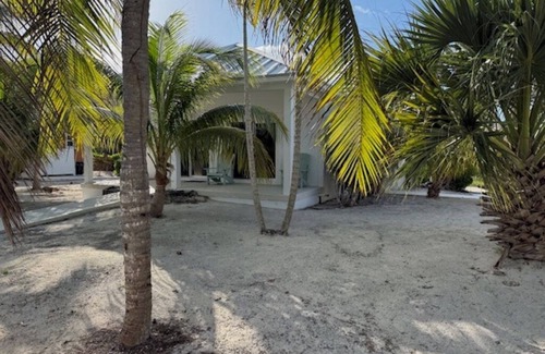 Sandy Point Cottage | Cottage 5 - Charming Secluded Cottage, Large pool, Tennis, Private Community