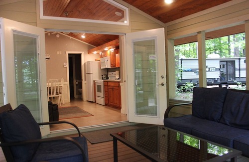 Empire RV Rental | Cottage 9 sleeps 4 people
