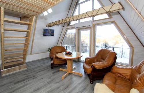 Yaremche Ski Chalet | Cottage "A-FRAME romantic house"