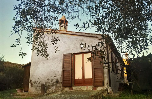 Capalbio Ski Chalet | Cottage among olive trees superb view a few steps from Capalbio