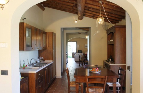 Pergine Valdarno Other | Cottage Arcobaleno detached farmhouse with big private garden and shared pool