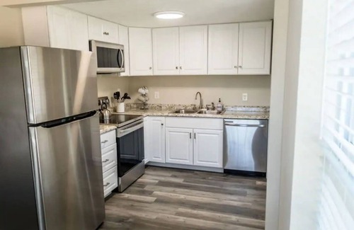 Pretty Bayou Cottage | Cottage At Kingspoint *Newly Renovated*