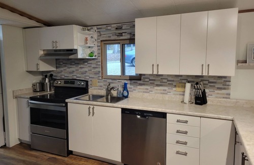 Nancy Cottage | Cottage at Lake Cumberland; 6m walk to water at Clearwater public boat ramp