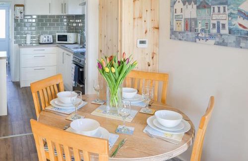 Bacton House | Cottage By The Sea