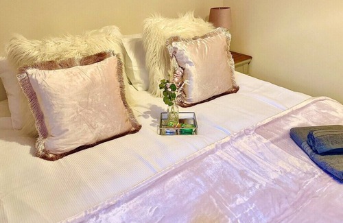 Blaenavon Cottage | Cottage,Cinema Room,Log Burner