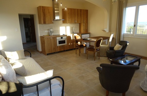 Saussignac House | Cottage de Luxe 2 a 3 Personnes - vue Imprenable et Piscine sur Place Ferme bio