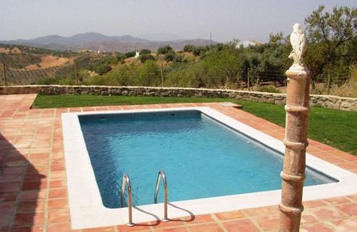 Antequera House | Cottage with Pool Views