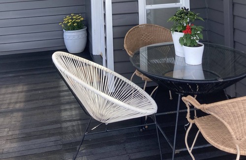 Capel Sound Cottage | Cottage for 16 People