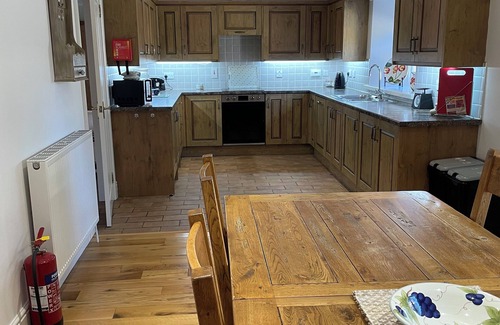 Biggar Cottage | Cottage for 6 in stunning rural location (Beech)
