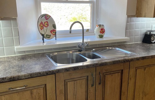 Biggar Cottage | Cottage for 6 in stunning rural location (Beech)