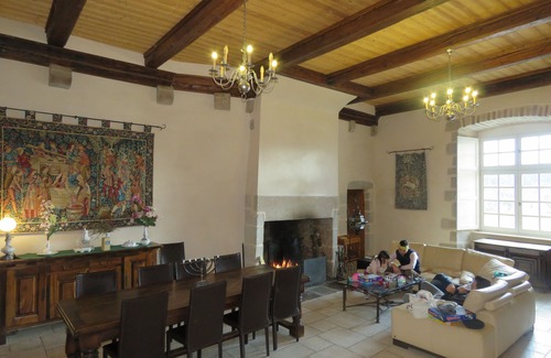 Saint-Bonnet-le-Chastel Other | COTTAGE 6 pers. in a Castle, Auvergne Rhône Alpes, Nature, Mountain Biking, Hiking