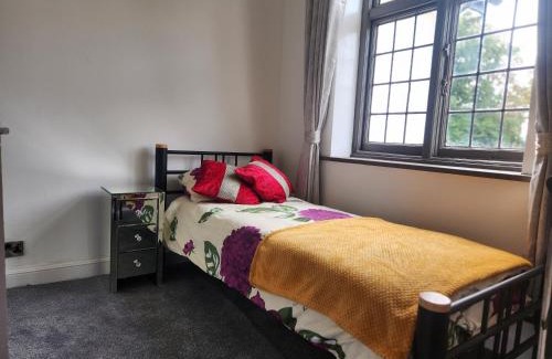 Trafford House | Cottage