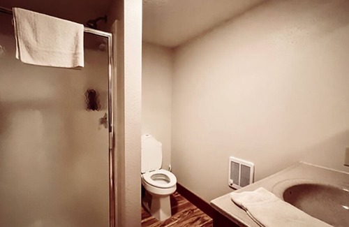 Platte House | Cottage Home on the complex is perfect for your stay!