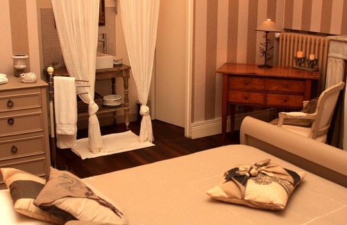 Montussan Other | COTTAGE in 13th Century Castle - 5 mins from Bordeaux