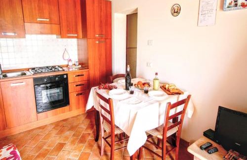 Asciano House | Cottage in Asciano with Pool and Terrace