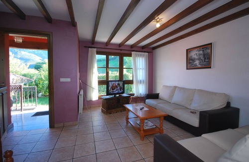 Berodia Cottage | Cottage in Cabrales overlooking the Picos de Europa