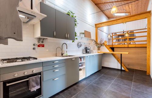 Aljezur House | Cottage in historical town of Aljezur