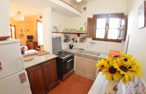 San Gennaro Cottage | Cottage in Lucca with Terrace & Garden