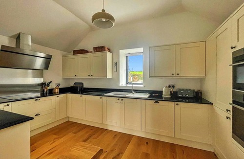 Kingsand House | Cottage in Millbrook with Countryside Views